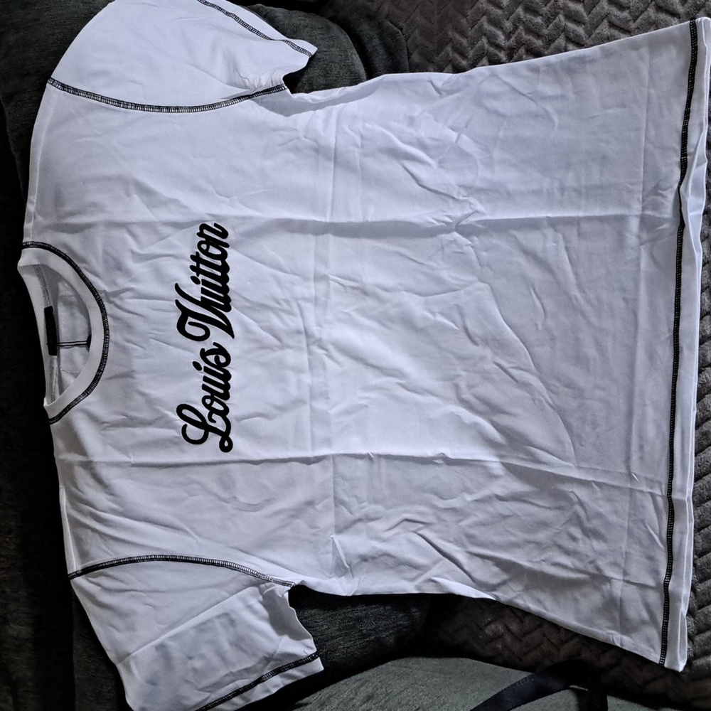 Louis Vuitton t-shirt